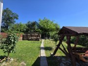 Casa in Livezeni , 140  mp utili , in centrul localitatii . - 9