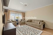 Central-Eremia, ap. 3 camere, 2 băi + boxă,proaspăt zugrăvit, et.2 - 5