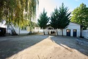 Casa de locuit + hala 136 mp in aceesi curte Maracineni Argeselu