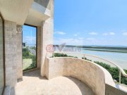 De vanzare apart. 3 camere Faleza , vedere Dunare, 78 mp, renovat premium