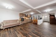 Casa moderna in Bradu - 3 camere,sauna proprie,mobilata , - 4