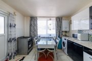 Casa la pret de garsoniera | Zona Lunca Argesului – Scenic, Pitesti - 8