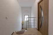 Renunta la Apartament- Descopera Avantajele unei Case Duplex in Mosoaia! - 17