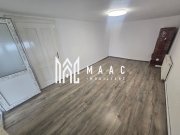 Apartament la casa cu 3 camere si curte Strada Bucegi - 9