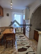 Închiriez apartament cu 3camere - 2
