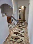Închiriez apartament cu 3camere - 4