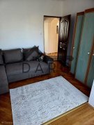 Închiriez apartament cu 3camere - 6
