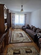 Închiriez apartament cu 3camere - 9
