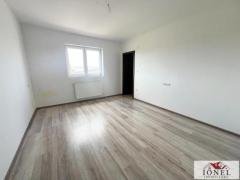 Apartament trei camere Sebes, etaj 1 - 7
