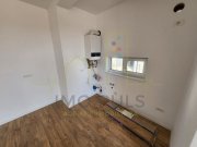 5 Camere. 3 Bai. Terasa acoperita. - 5