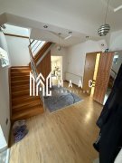 Casă de vânzare 3 camere | Lupeni, Sibiu | 141 mp utili, teren 676 mp - 2