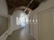Casa ultracentrală cu potențial mixt – 1285 mp, acces dublu - 6