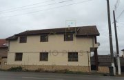 Casa individuala in Utvin, spatioasa, teren generos - 2