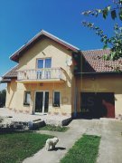 Casa individuala in Dudestii Noi. Panouri solare.