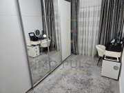 3 Camere. Etaj 1. Mobilat si utilat. 2 locuri de parcare. 2 Bai. 2 Balcoane - 6