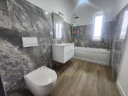 Bl. Nou. Model mare. 2 Balcoane. Bucatarie inchisa. Spatiu mare in pod. - 4