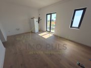3 Camere. 2 Bai. Tersa 40 mp. Torontalului. Bloc nou. Lift. - 10