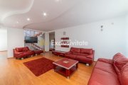Apartament pe 2 nivele -  6 camere Gavana 3 + 309 mp curte proprie