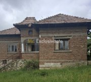 Teren 4226 mp si casa de renovat in loc. Babana, jud. Arges - 8