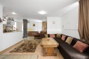Casa de vacanta sau pensiune in Dâmbovicioara 5 camere, 5 bai, 6412 mp teren - 3
