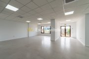 Spațiu comercial generos – 160 mp – poziție premium pe Craiovei! - 9