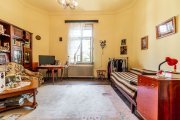Apartament cu 4 camere si terasa si curte proprie, langa primarie - 9