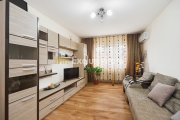 Apartament Mioveni , etajul 2 , decomandat !