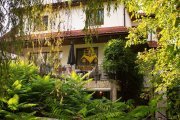 Casa cu teren 2000 m si front 35 ml in Buna Ziua, zona Grand Hotel It.