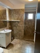 Apartament  de inchiriat cu 5 camere aproape de UMF, in 7 noiembrie - 8