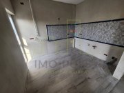 3 Camere. 2 Bai. Bloc nou. Langa Esso.