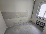 Nou. Bucatarie separata. Loc de parcare inclus. Et. 2 - 3