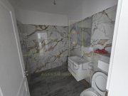 Apartament la parter cu balcon. Bucatarie separata. Loc de parcare - 4