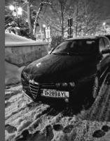 Vând alfa Romeo - 2