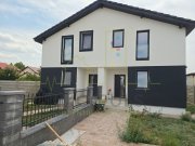 Duplex in Mosnita noua. Pozitie foarte buna. Se pot face 3 dormitoare