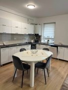 Inchiriez apartament cu doua camere cartier Maurer