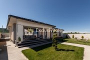 Casă de vânzare exclusivistă în Titesti, Arges