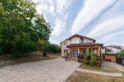 Casă în orașul Pitești - Strada Plopilor - Comision 0