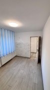 Oferim spre vânzare apartament cu 3 camere Dambul Pietros - 8