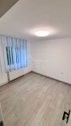 Oferim spre vânzare apartament cu 3 camere Dambul Pietros - 12