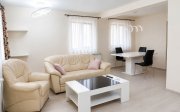 De închiriat | 1/2 Duplex modern în Dumbrăvița | Complet mobilat