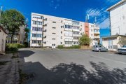 Apartament cu 3 camere decomandat la parter in Confectii Comision 0%