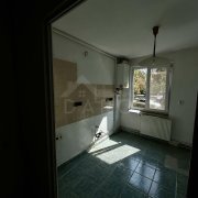 Apartamet 2 camere Aleea Mica etaj 1/3 - 2