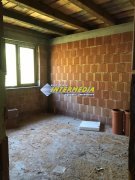 De vanzare Casa P+E+M cu 800 mp. teren,  semifinisata, in Paclisa, cu utilitati