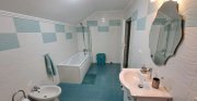 Casă de vânzare D+P+M în Alba Iulia, CETATE Schit cu 2 Garaje si 550 mp. Teren - 6
