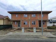 Jumătate de duplex la roșu de vânzare în Giarmata Vii, 129,52 mp utili