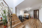Proprietate cu 2 case | Ideală pentru două familii - Calimanesti! - 10