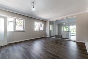 Casă la cheie în Aradul Nou, renovată complet (2026) - 2