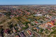 Teren si front stradal generos pretabil pentru dezvoltare rezidentiala - 5
