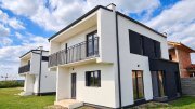 Duplex despartit de camera tehnica, 121 mp utili