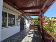 Casa in Livezeni , 140  mp utili , in centrul localitatii .